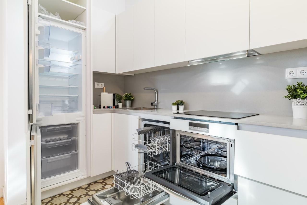 Puerta Del Sol VI Apartment Madrid Exterior photo